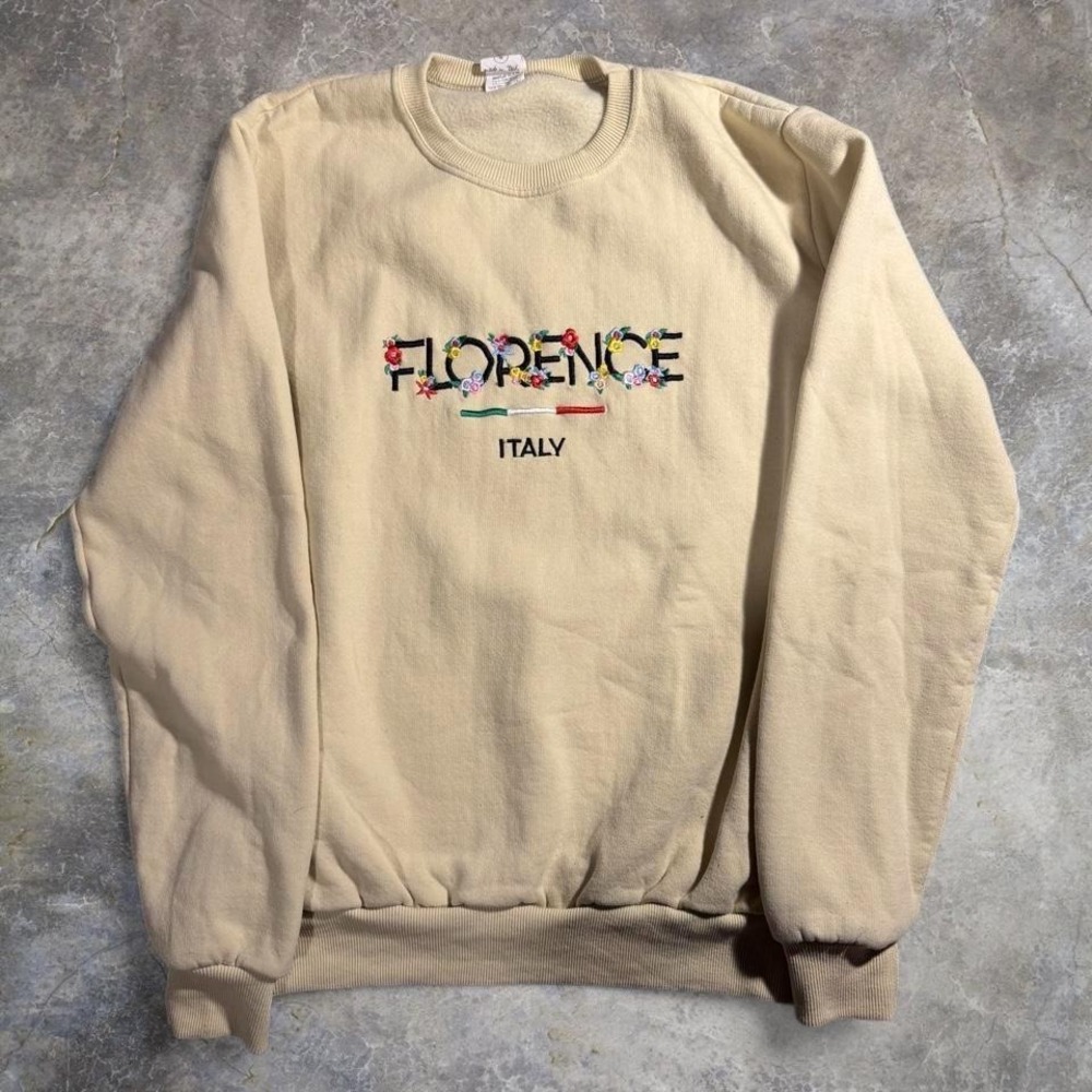Cream Florence Italy‎ embroidered floral crewneck sweatshirt Size M